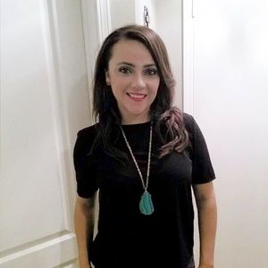 Meet your Posher, Monserrat